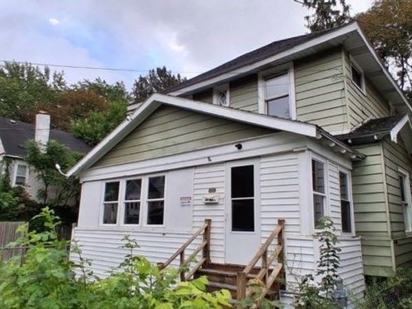 131 Fernwood Avenue, Syracuse, NY 13205