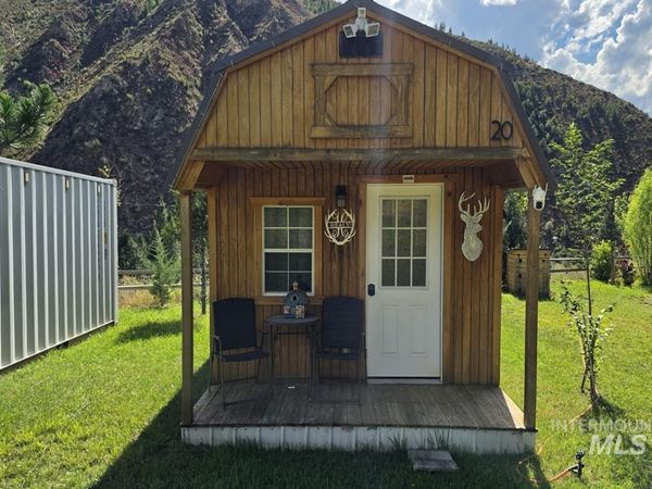 20 Sellman St, Lowman, ID 83637