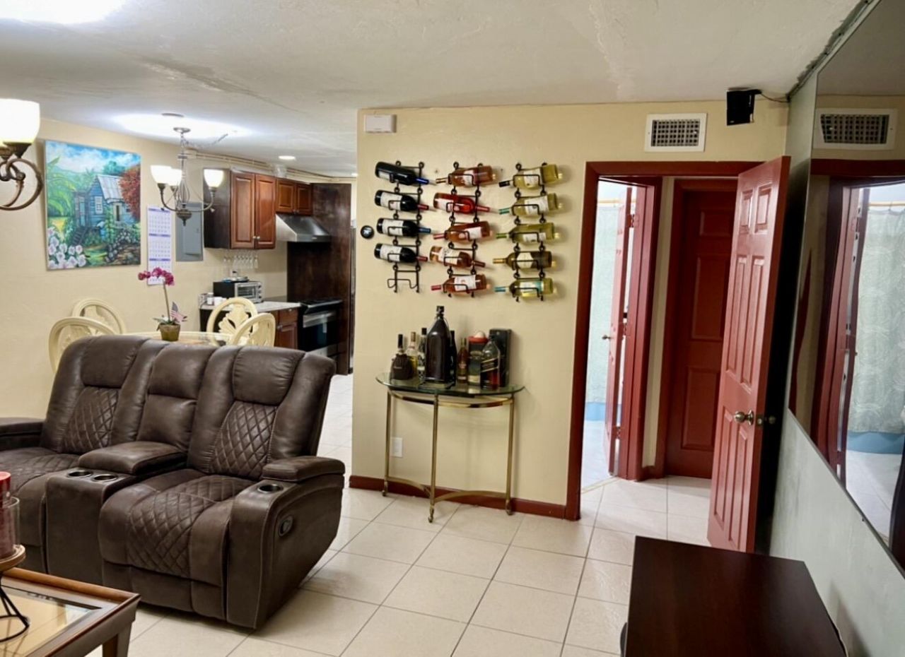 4727 Myrtle Lane, West Palm Beach, FL 33417 Photo