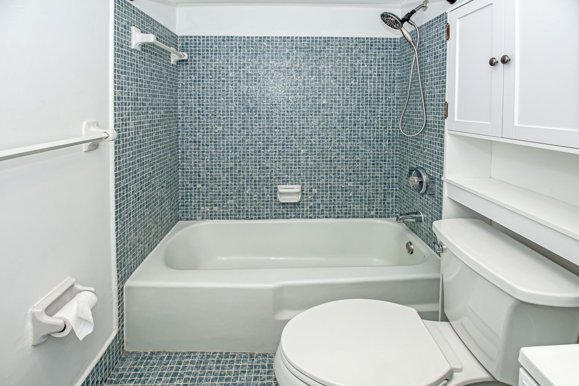 402 Lake Shore Drive, West Palm Beach, FL 33403 Photo