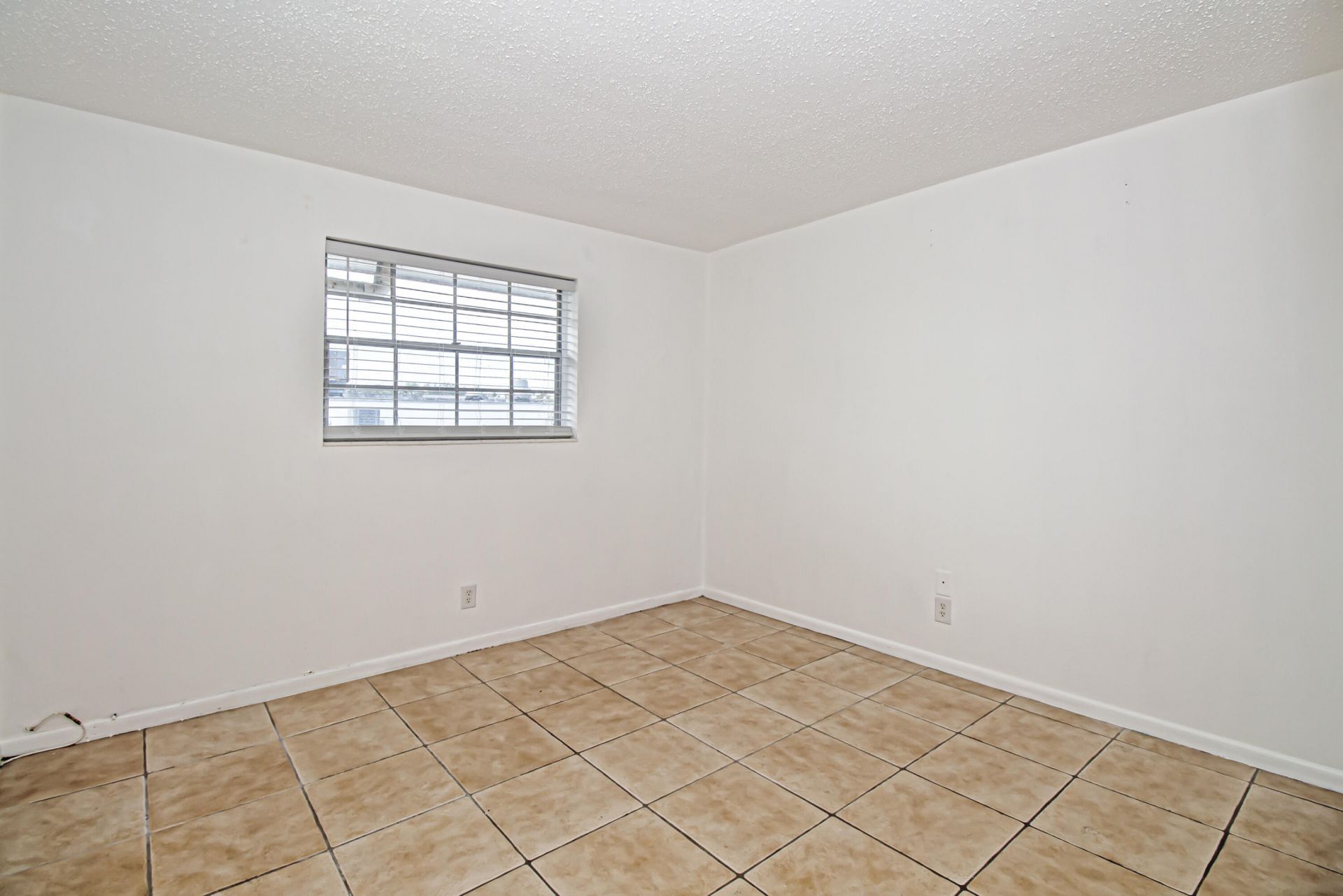 402 Lake Shore Drive, West Palm Beach, FL 33403 Photo