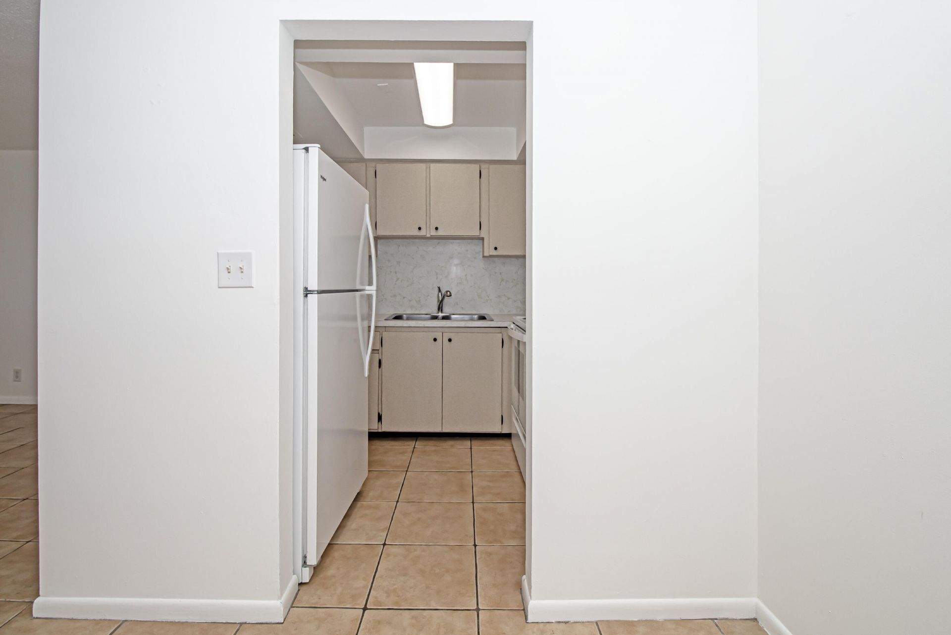 402 Lake Shore Drive, West Palm Beach, FL 33403 Photo