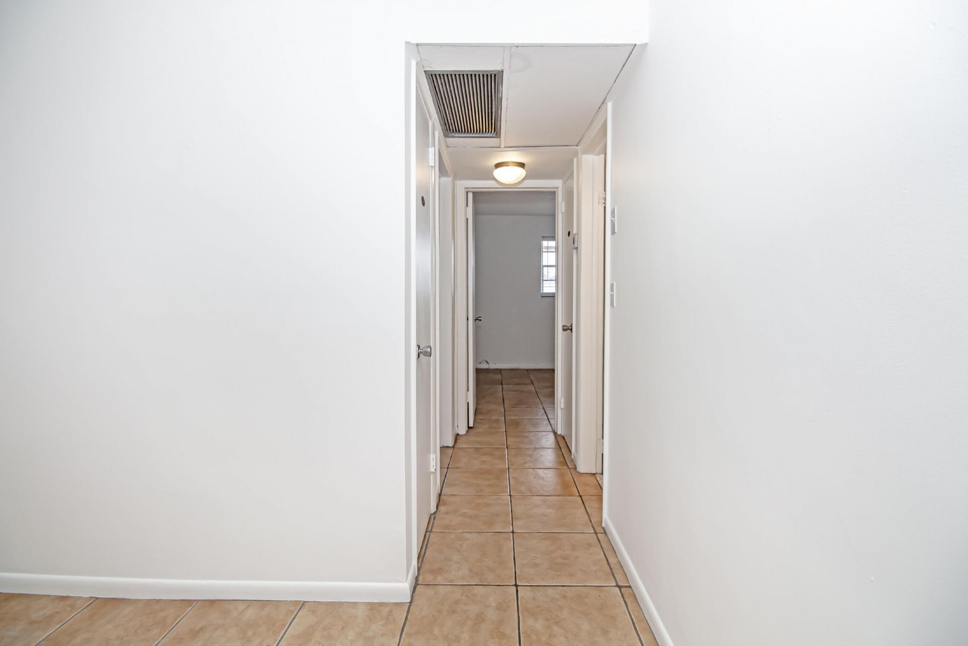 402 Lake Shore Drive, West Palm Beach, FL 33403 Photo