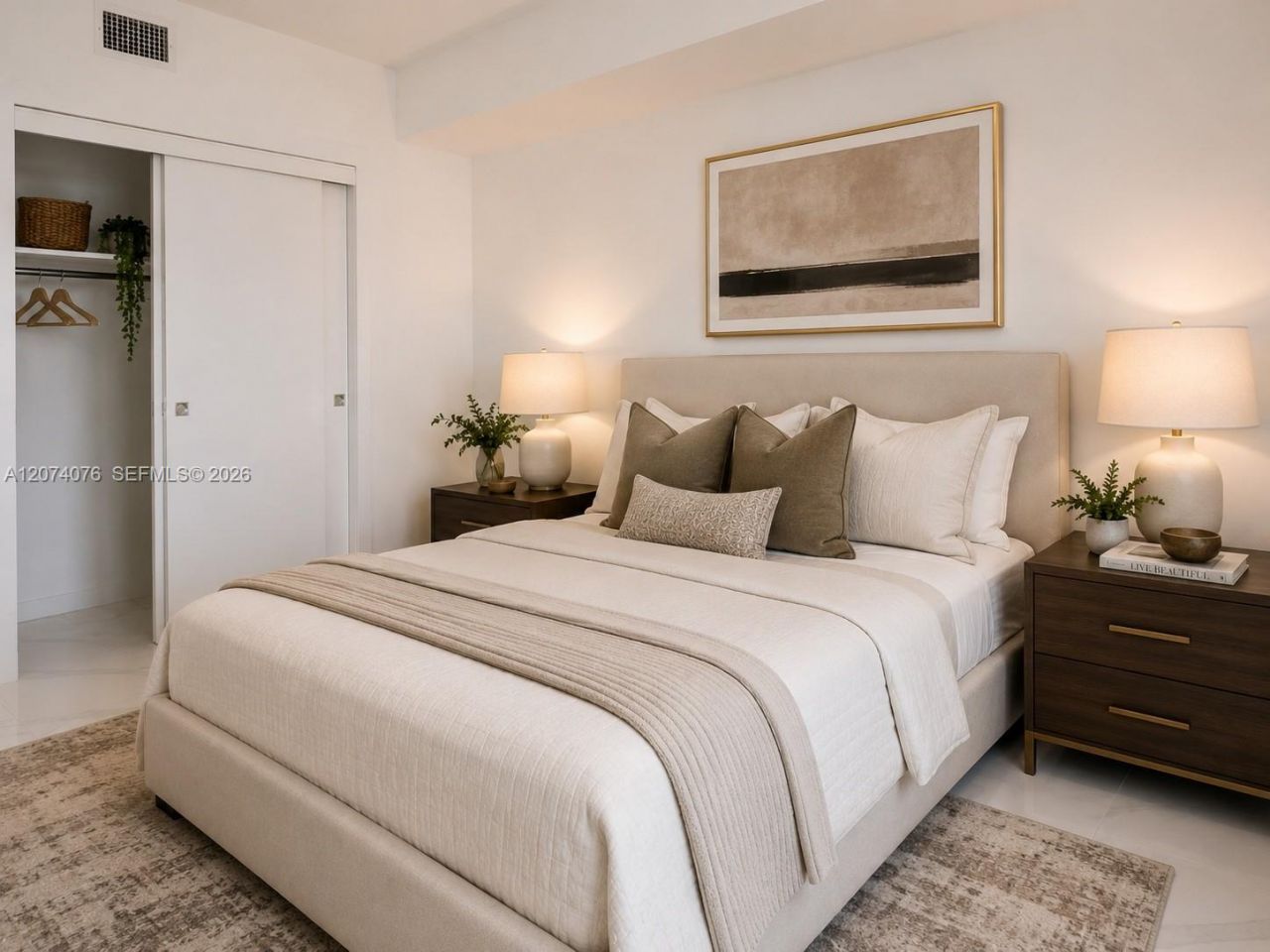 1170 E Hallandale Beach , Unit 1010, Hallandale Beach, FL 33009 Photo