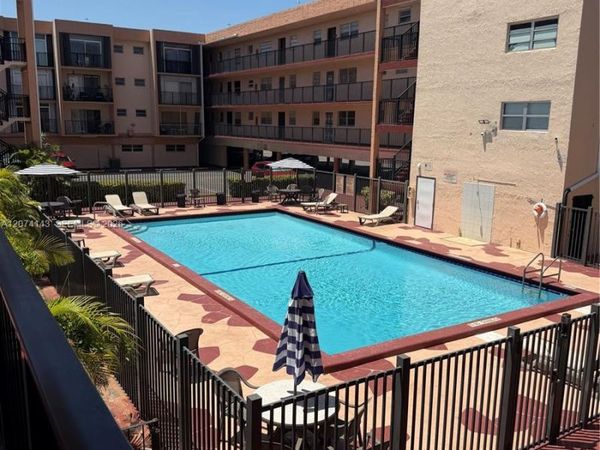 1855 W 60th St , Unit 249, Hialeah, FL 33012