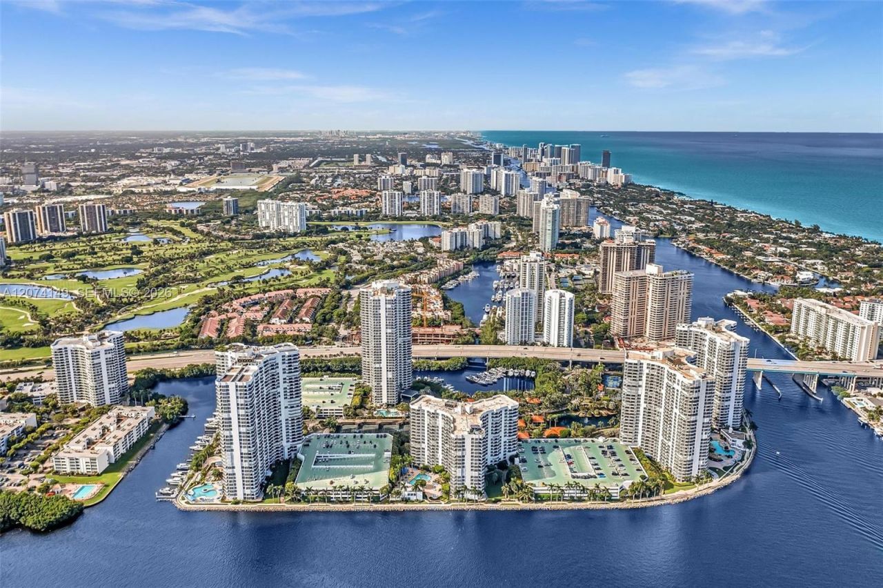 3530 Mystic Pointe Dr , Unit 411, Aventura, FL 33180 Photo