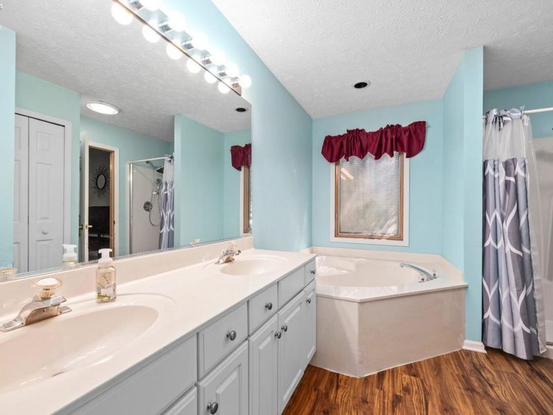 5214 Parkhurst Drive, Sheffield Village, OH 44054 Photo 26