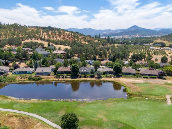 Robert Trent Jones Boulevard, Unit 3, Eagle Point, OR 97524