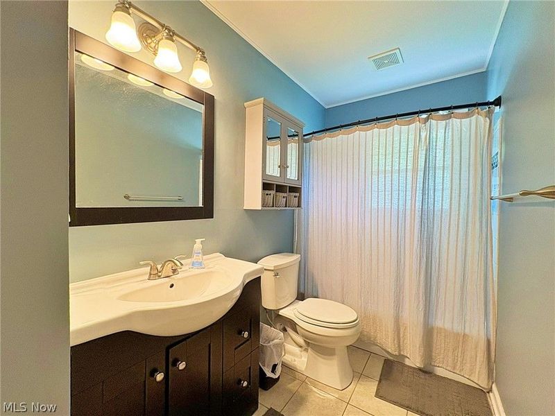 873 W Shore Boulevard, Sheffield Lake, OH 44054 Photo 25
