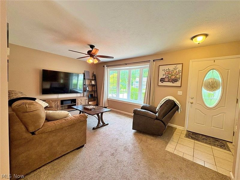 873 W Shore Boulevard, Sheffield Lake, OH 44054 Photo 5