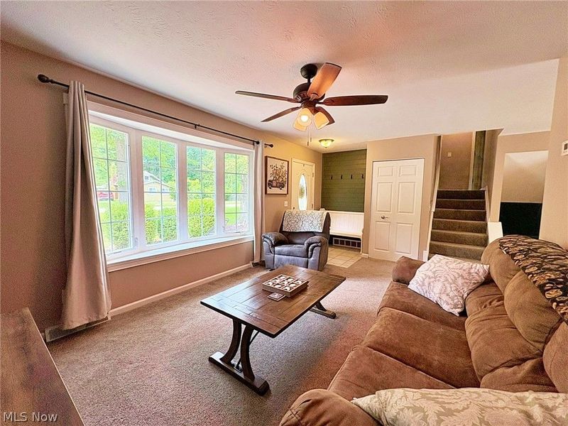 873 W Shore Boulevard, Sheffield Lake, OH 44054 Photo 7