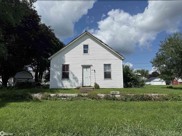 108 SE 4Th Street, Morning Sun, IA 52640