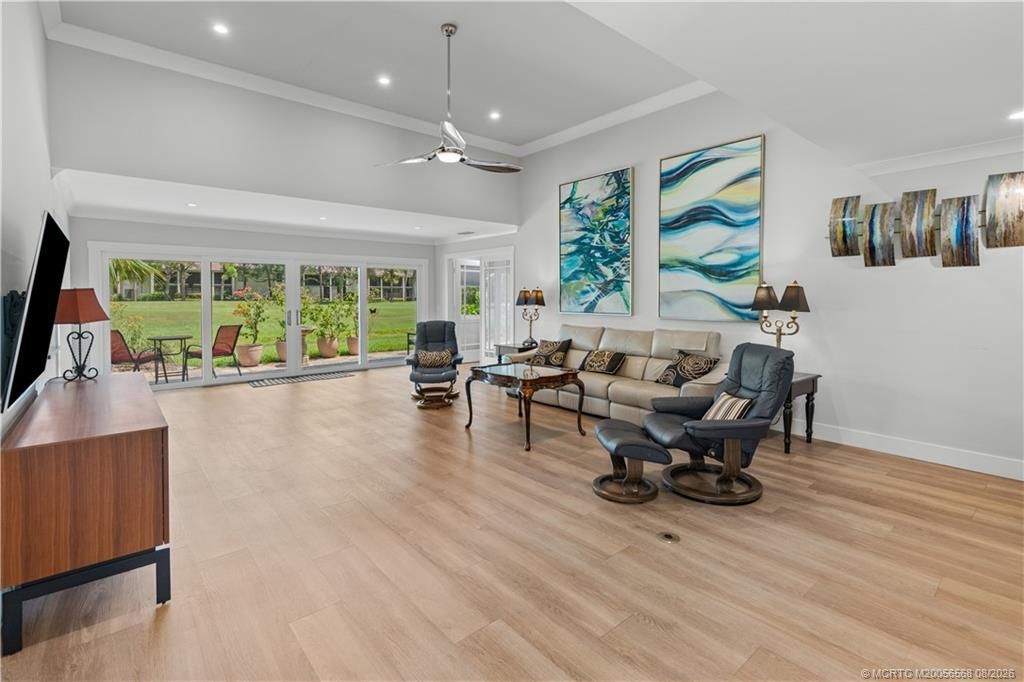 5203 SE Club Way, Stuart, FL 34997 Photo