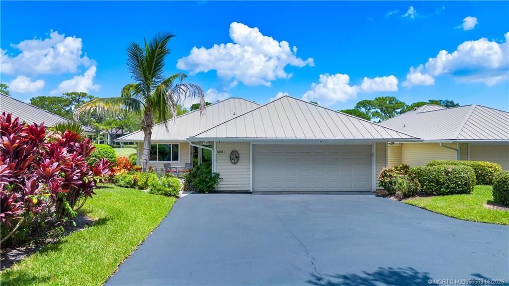 5203 SE Club Way, Stuart, FL 34997 Photo