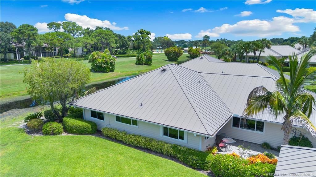 5203 SE Club Way, Stuart, FL 34997 Photo