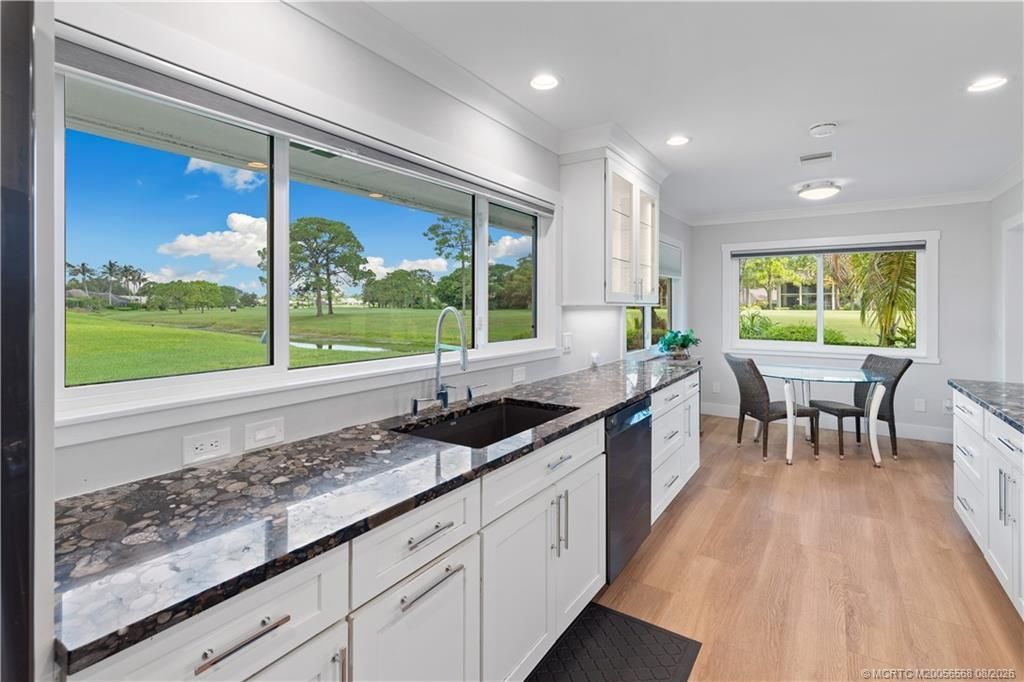 5203 SE Club Way, Stuart, FL 34997 Photo