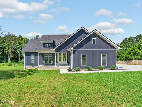371 W Meadow Creek Rd, Monterey, TN 38574