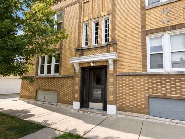 3018 N Karlov Avenue , Unit 2, Chicago, IL 60641