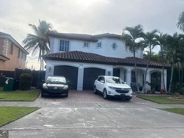 6732 SW 166th Court, Miami, FL 33193