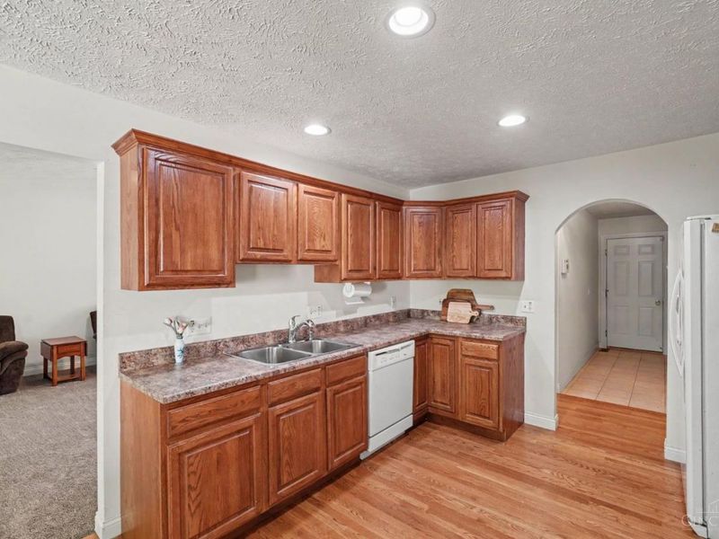 3476 Winter Holly Drive, Amelia, OH 45102 Photo 7