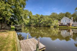 812 Harbor Place Drive photo 4