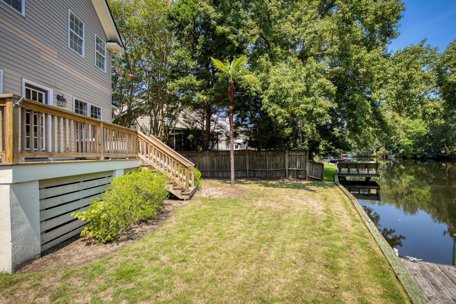 812 Harbor Place Drive Photo 38