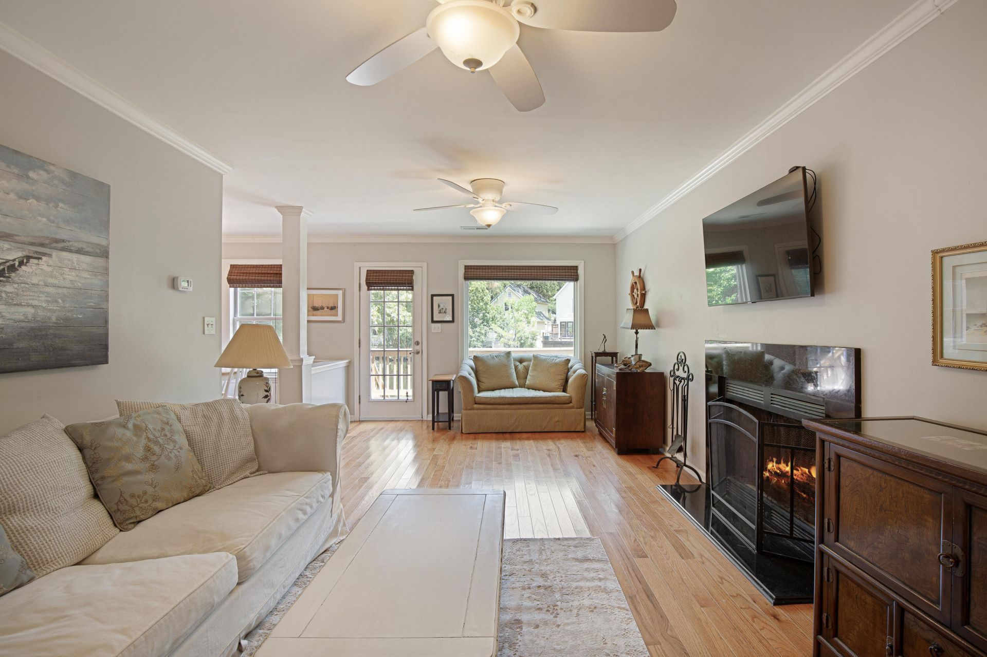 812 Harbor Place Drive Photo 5