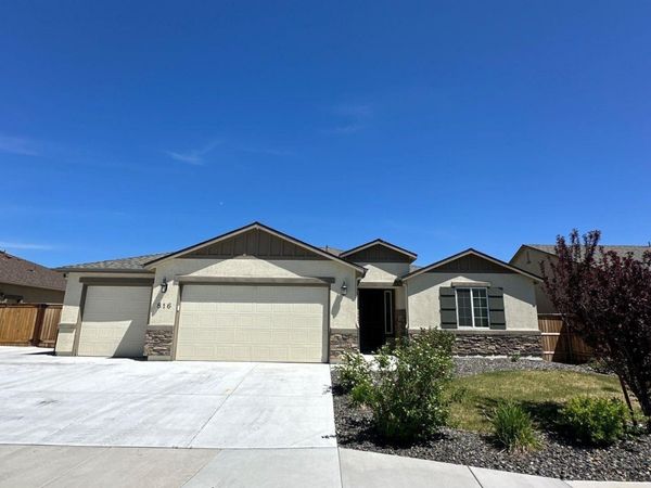816 Thacker Pass Drive, Spanish Springs, NV 89441