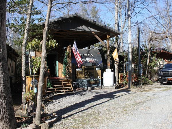 299 Harmony Way , Cosby, TN 37722