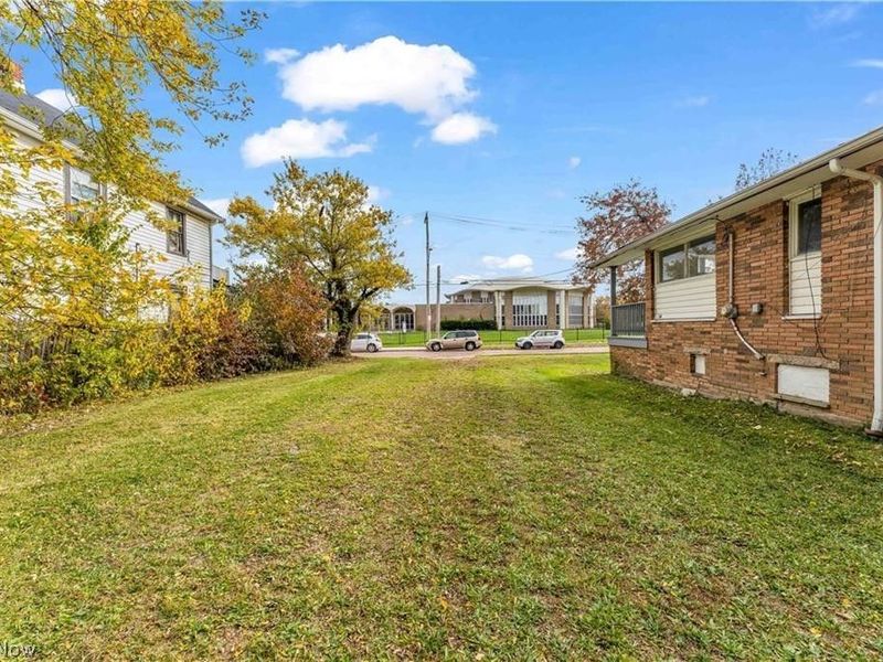 664 E 162nd Street, Cleveland, OH 44110 Photo 5