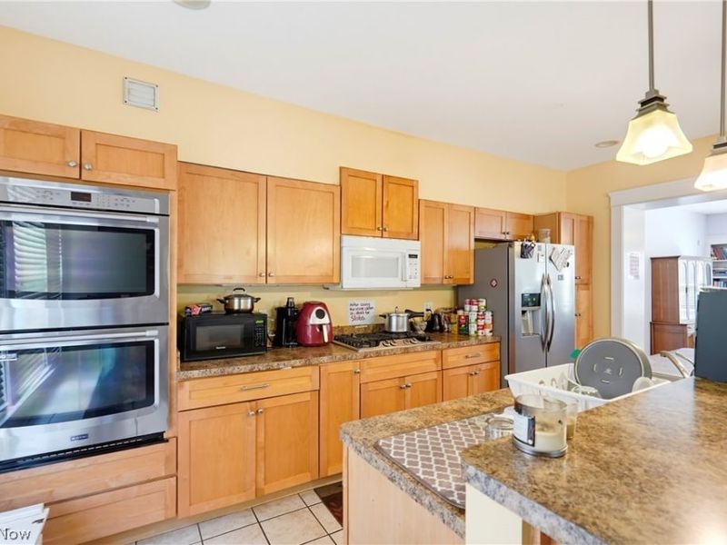 1463 E 105th Street, Cleveland, OH 44106 Photo 13