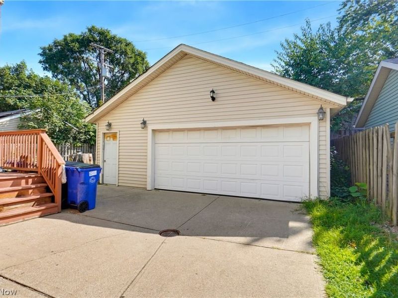 1463 E 105th Street, Cleveland, OH 44106 Photo 6