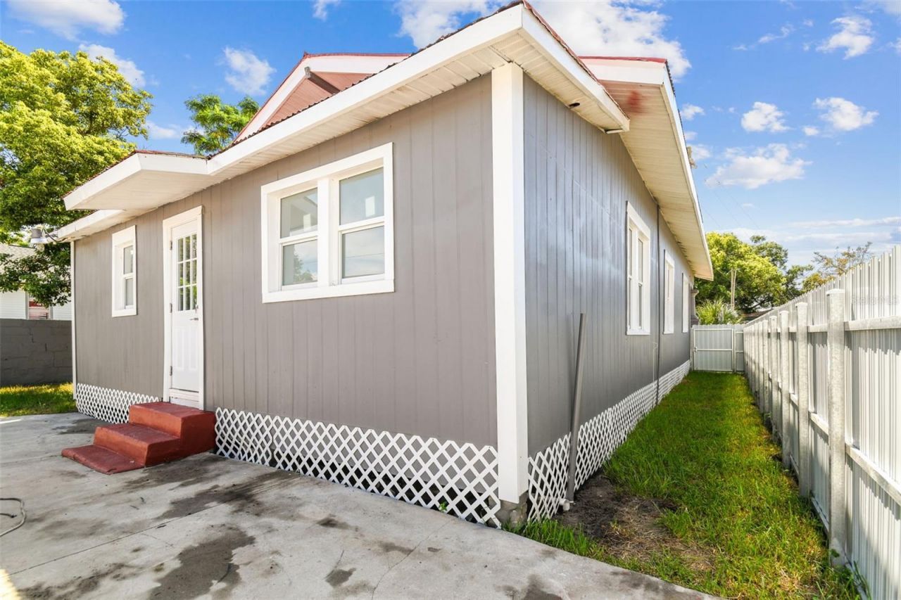1406 E 21st Avenue, Tampa, FL 33605 Photo