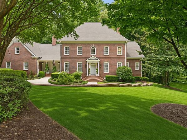 553 Bryn Mawr Lane NW, Atlanta, GA 30327