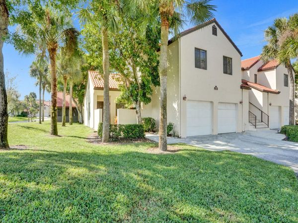 12 VIA DE CASAS SUR, Unit 101, Boynton Beach, FL 33426