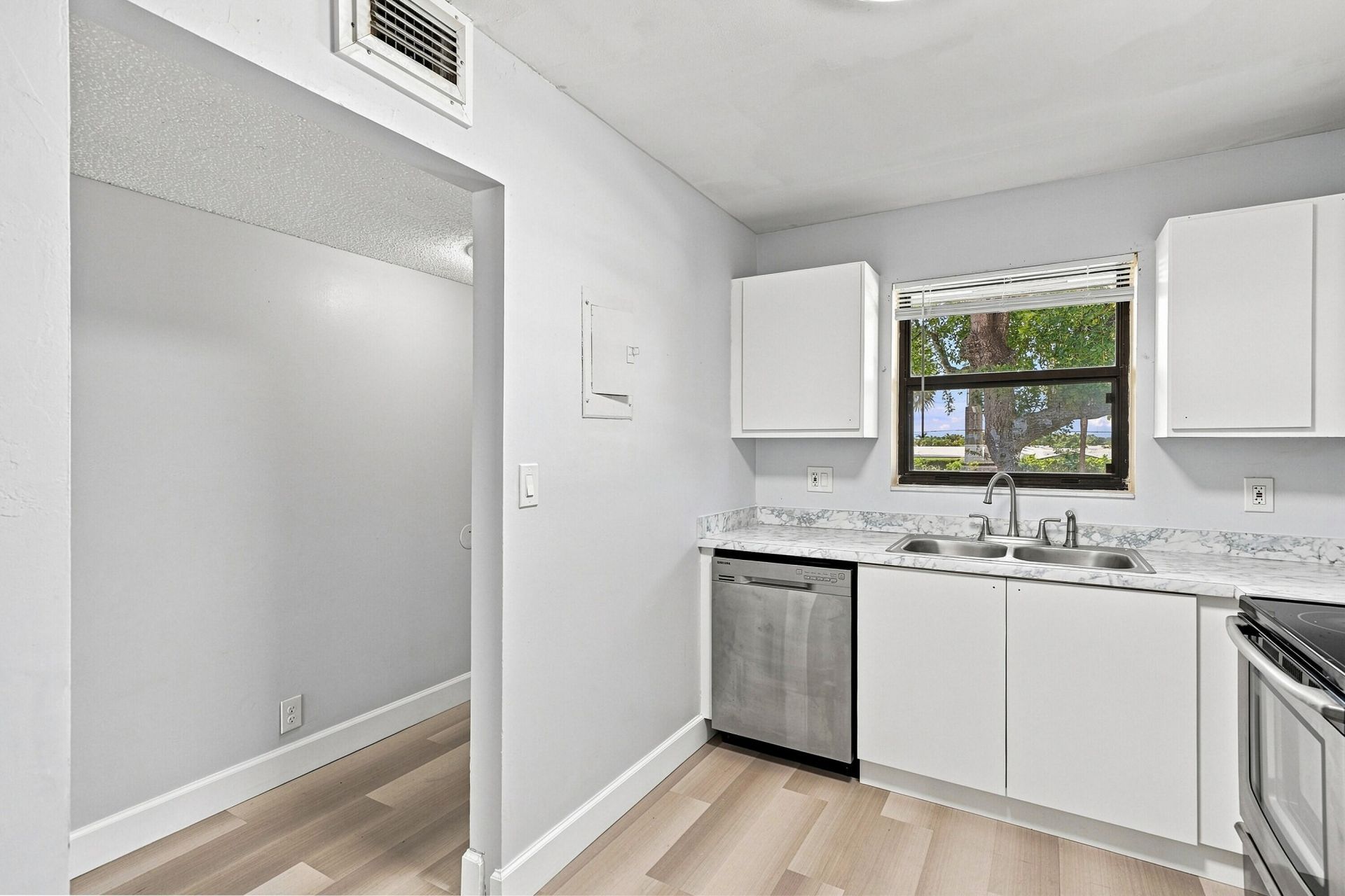 2181 W Woolbright Road, Unit N201, Boynton Beach, FL 33426 Photo