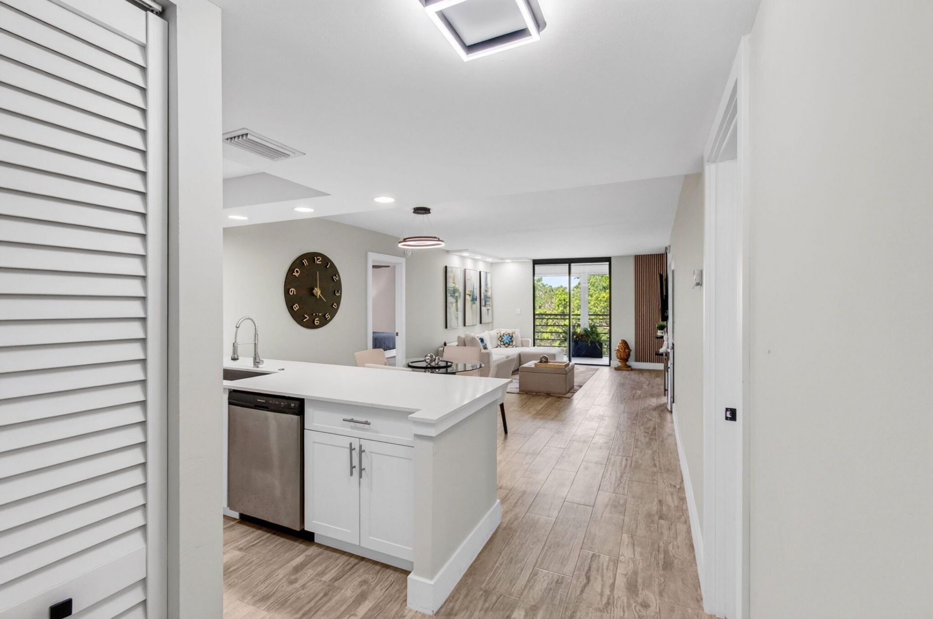 6461 NW 2nd Avenue, Unit 505, Boca Raton, FL 33487 Photo