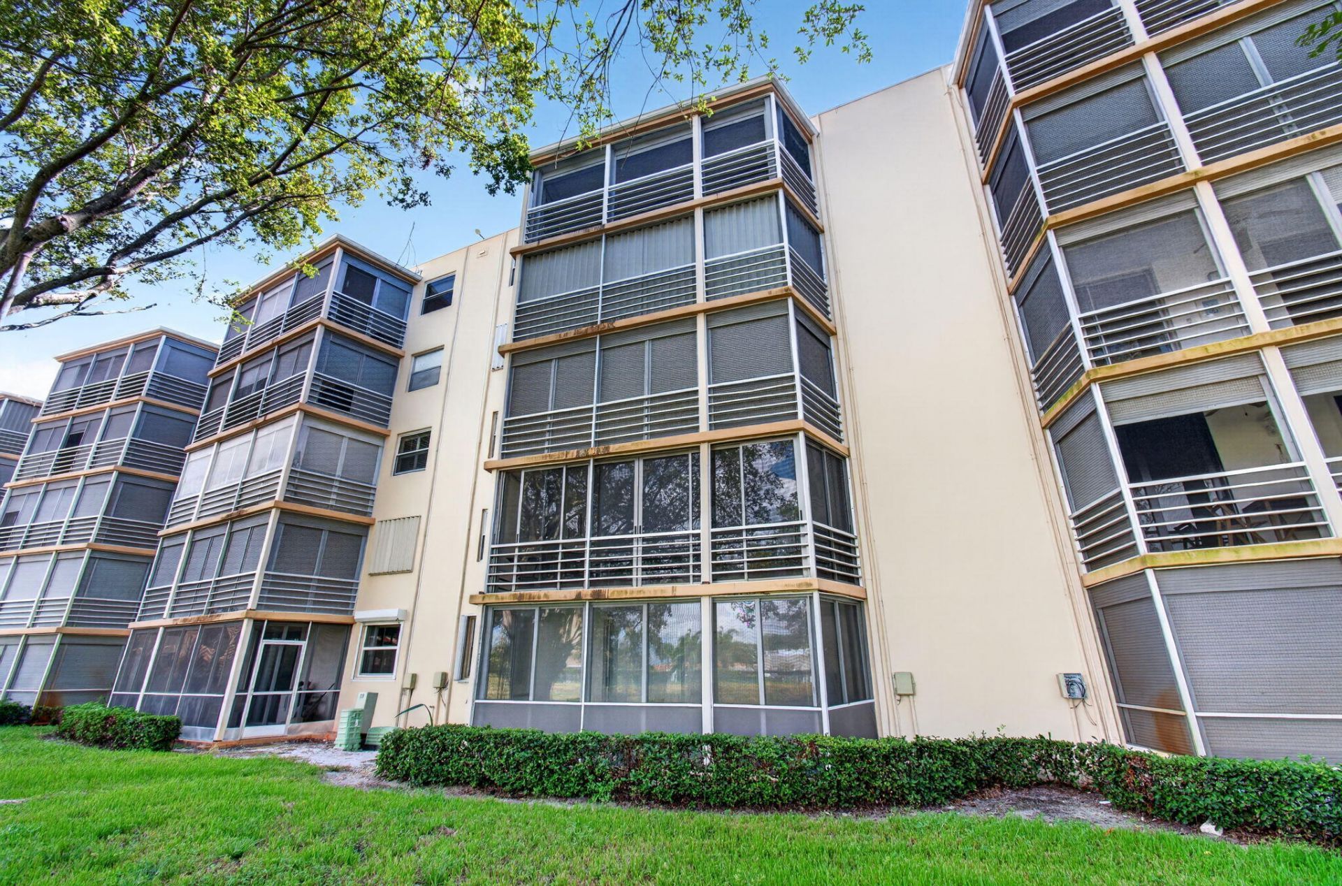 6461 NW 2nd Avenue, Unit 505, Boca Raton, FL 33487 Photo
