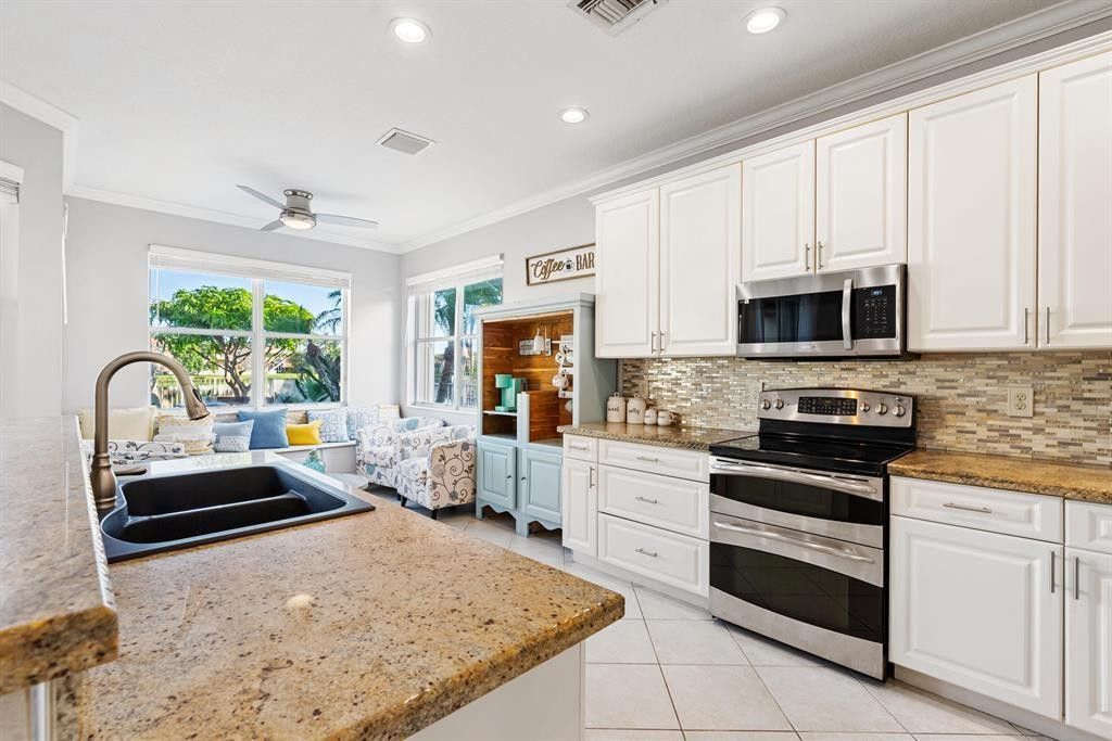 8343 Genova Way, Lake Worth, FL 33467 Photo