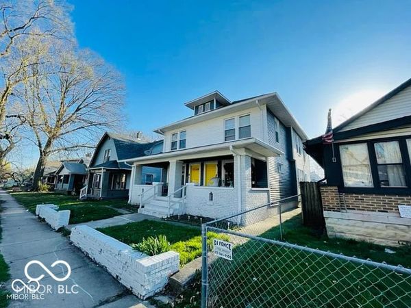 417 N Gladstone Avenue , Indianapolis, IN 46201