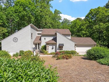2013 Weybridge Drive, Raleigh, NC 27615
