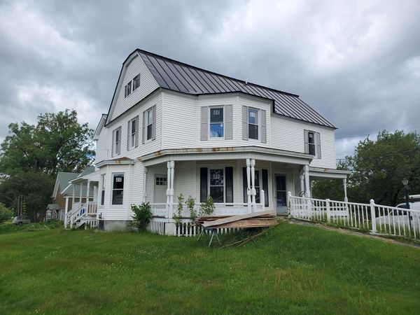 17 Canaan Street, Unit 5, Canaan, NH 03741
