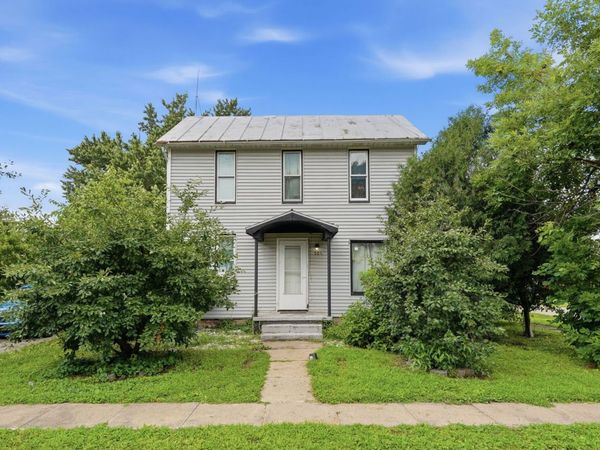 201 S Smith Street , Olds, IA 52647