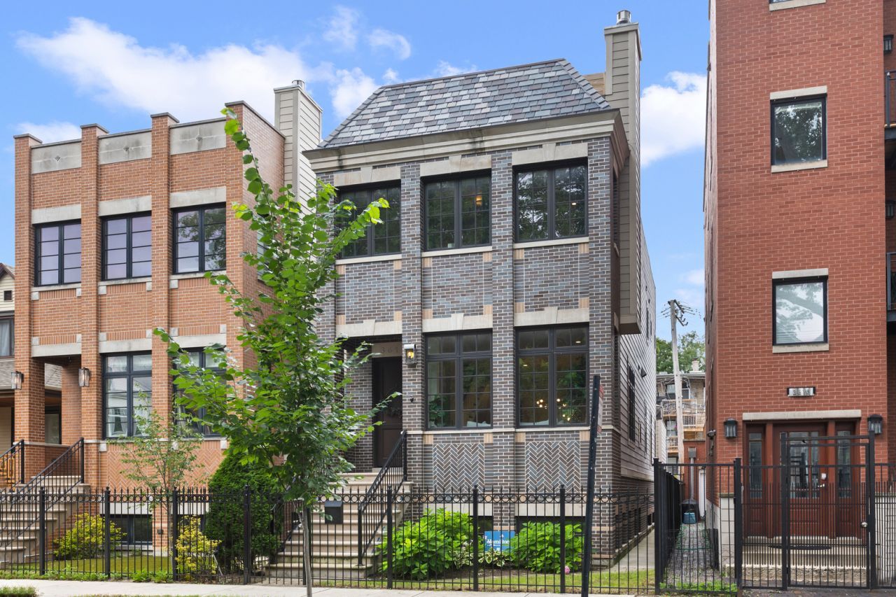3619 N Hermitage Avenue, Chicago, IL 60613 Main Photo
