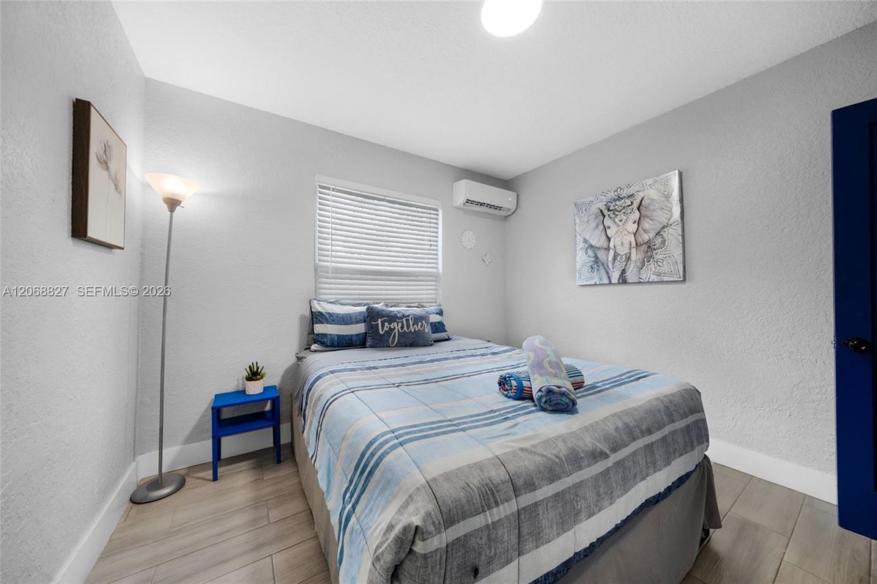 817 SW 12th St , Fort Lauderdale, FL 33315 Photo