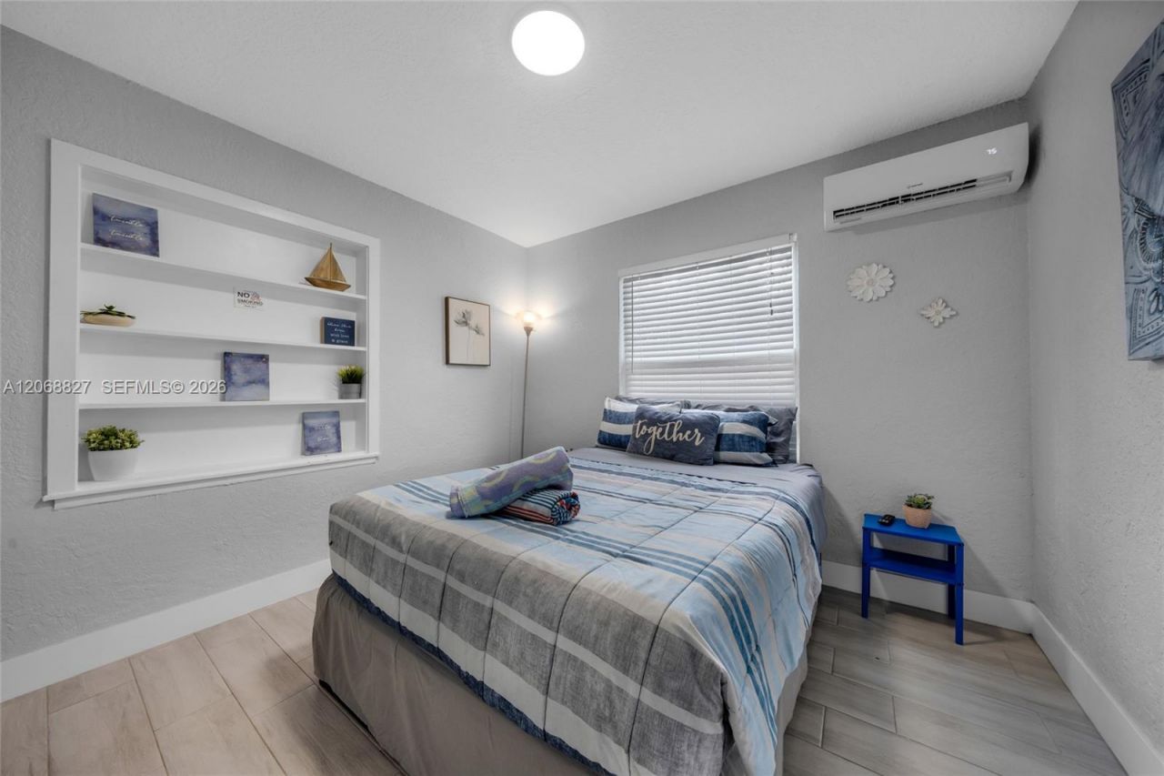 817 SW 12th St , Fort Lauderdale, FL 33315 Photo
