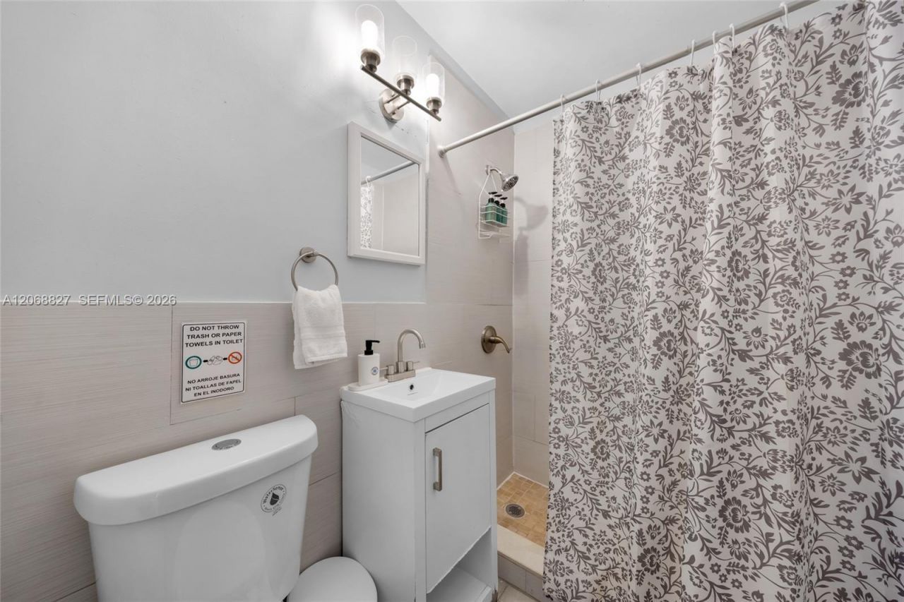 817 SW 12th St , Fort Lauderdale, FL 33315 Photo