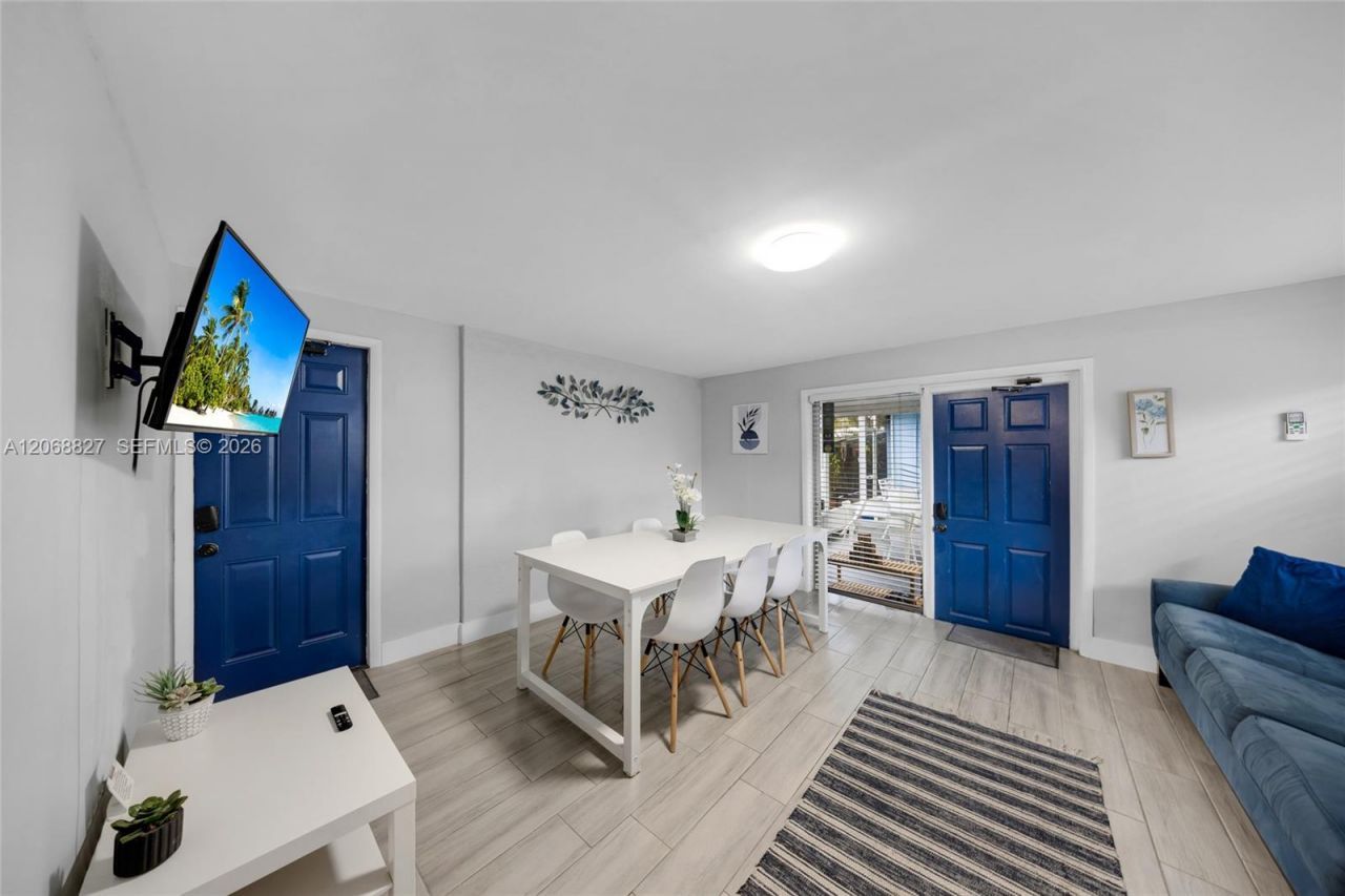817 SW 12th St , Fort Lauderdale, FL 33315 Photo