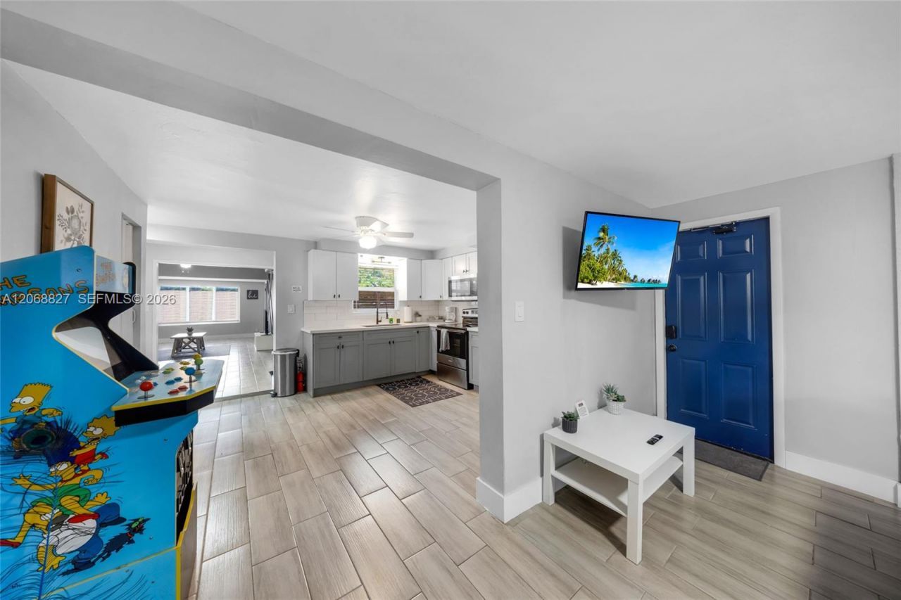 817 SW 12th St , Fort Lauderdale, FL 33315 Photo