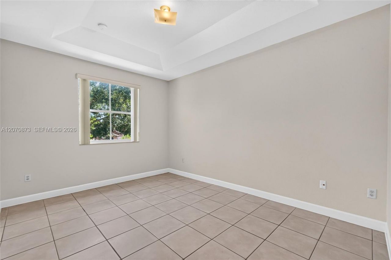 14946 SW 9th Way , Miami, FL 33194 Photo